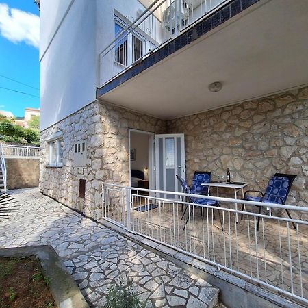 Apartments Danica ドラマリ エクステリア 写真